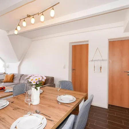 Apartment Alte Liebe 2 *